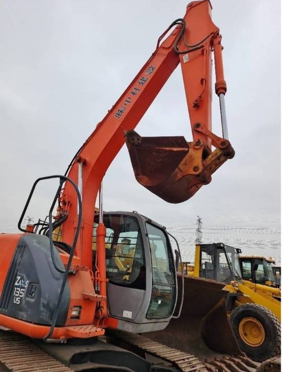 Hitachi ZX 135 US - Rupsgraafmachine: afbeelding 1 Hitachi ZX 135 US - Rupsgraafmachine: afbeelding 1