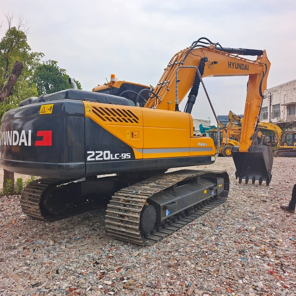 Hyundai 220LC-9T - Rupsgraafmachine: afbeelding 5 Hyundai 220LC-9T - Rupsgraafmachine: afbeelding 5