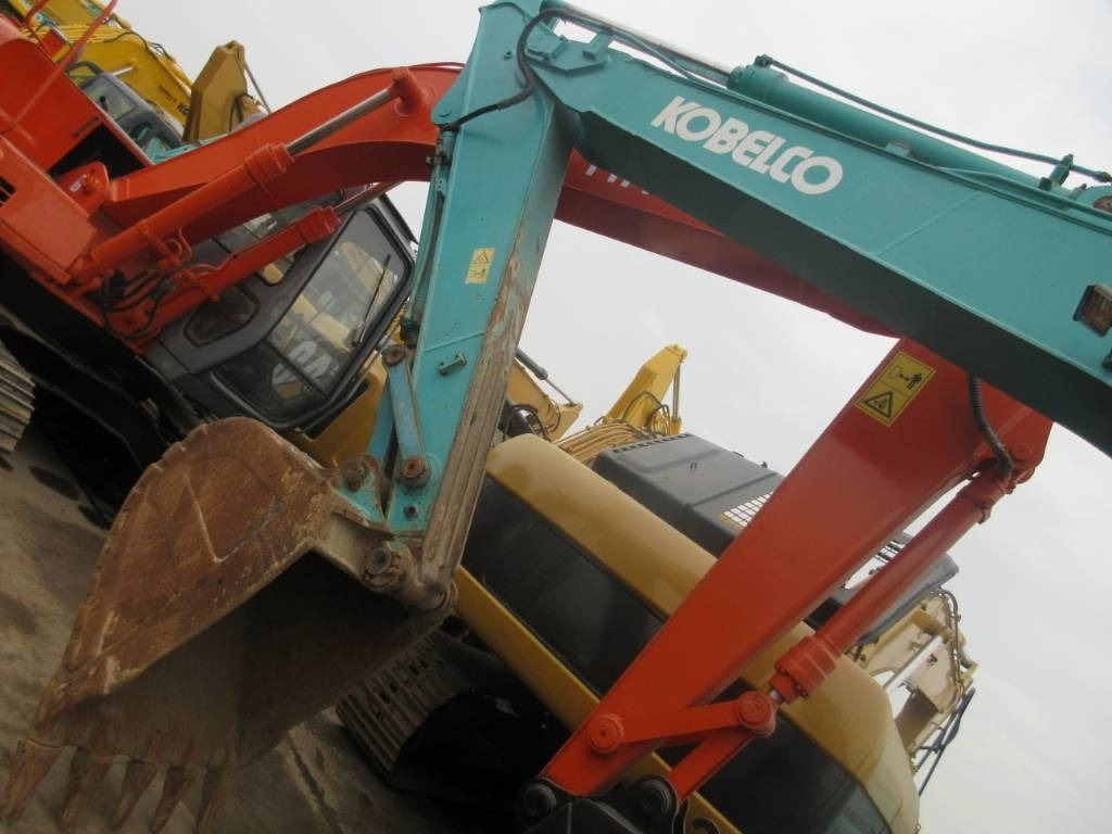 Kobelco SK 140 - Rupsgraafmachine: afbeelding 5 Kobelco SK 140 - Rupsgraafmachine: afbeelding 5