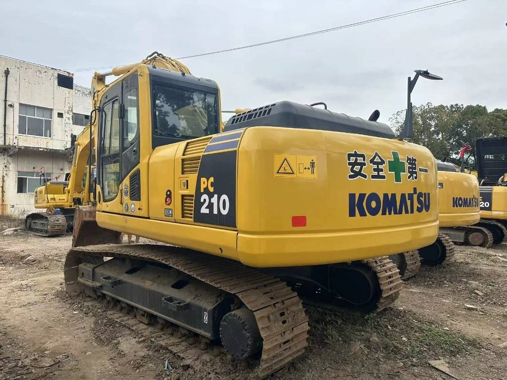 Komatsu PC 210 LC - Rupsgraafmachine: afbeelding 2 Komatsu PC 210 LC - Rupsgraafmachine: afbeelding 2