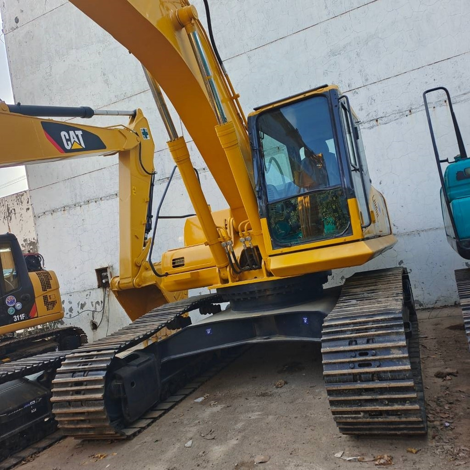 Komatsu PC 300 - Rupsgraafmachine: afbeelding 3 Komatsu PC 300 - Rupsgraafmachine: afbeelding 3