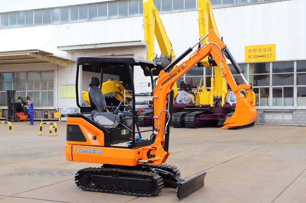 Lonking LG 6018 BRAND NEW MACHINE - Rupsgraafmachine: afbeelding 3 Lonking LG 6018 BRAND NEW MACHINE - Rupsgraafmachine: afbeelding 3