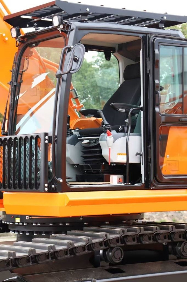 Lonking LG6306  G4 100% brand new machine - Rupsgraafmachine: afbeelding 2 Lonking LG6306  G4 100% brand new machine - Rupsgraafmachine: afbeelding 2