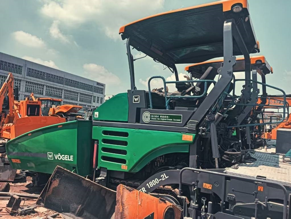 Vögele 1800-3 - Asfaltafwerkmachine: afbeelding 3 Vögele 1800-3 - Asfaltafwerkmachine: afbeelding 3