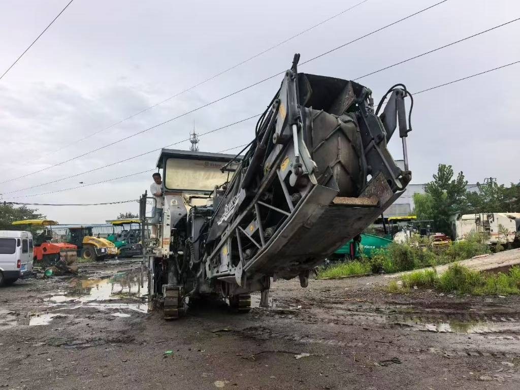 Wirtgen 1900DC - Asfaltfrees: afbeelding 4 Wirtgen 1900DC - Asfaltfrees: afbeelding 4