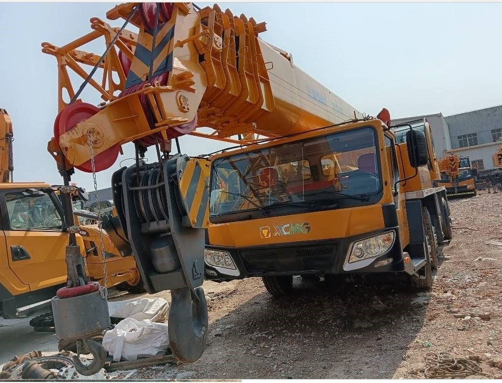 XCMG QY 70 K - Alle terrein kraan: afbeelding 2 XCMG QY 70 K - Alle terrein kraan: afbeelding 2