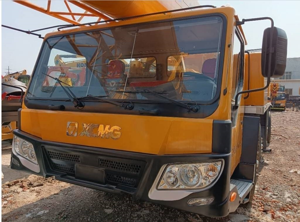 XCMG QY 70 K - Alle terrein kraan: afbeelding 3 XCMG QY 70 K - Alle terrein kraan: afbeelding 3