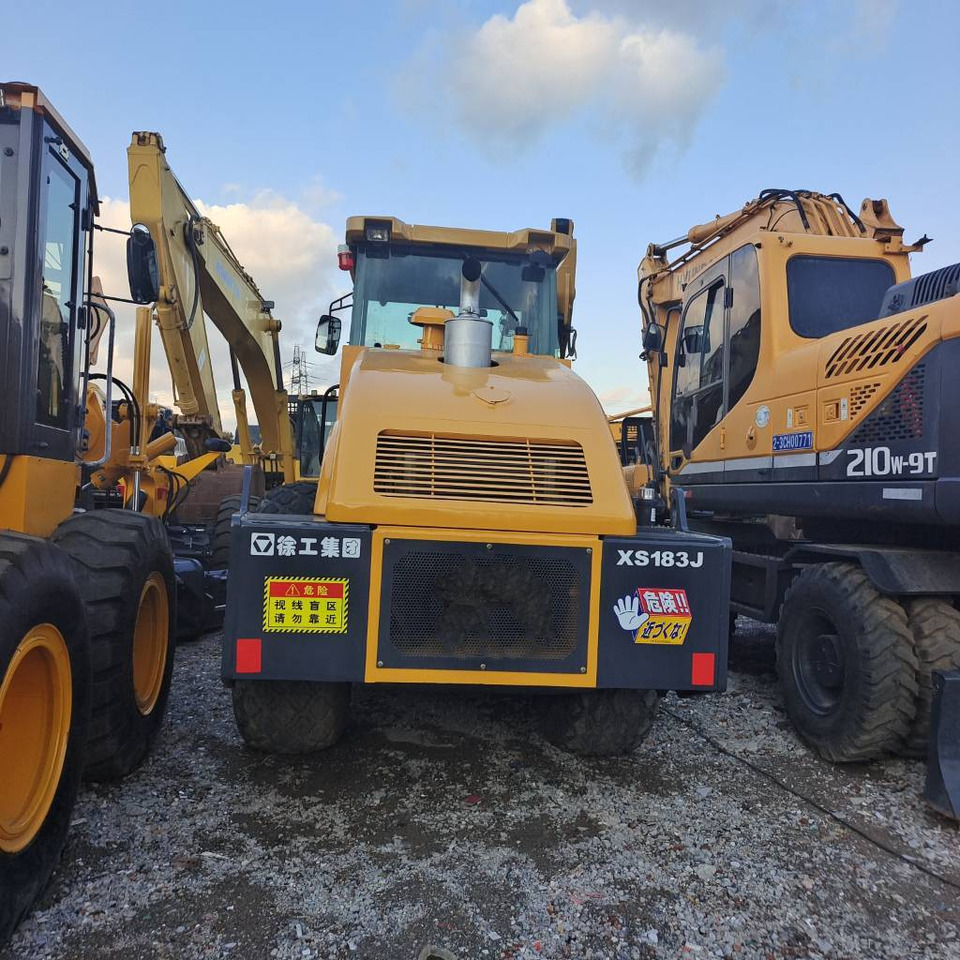 XCMG XS 183 J - Schapenpootwals/ Grondverdichter: afbeelding 1 XCMG XS 183 J - Schapenpootwals/ Grondverdichter: afbeelding 1
