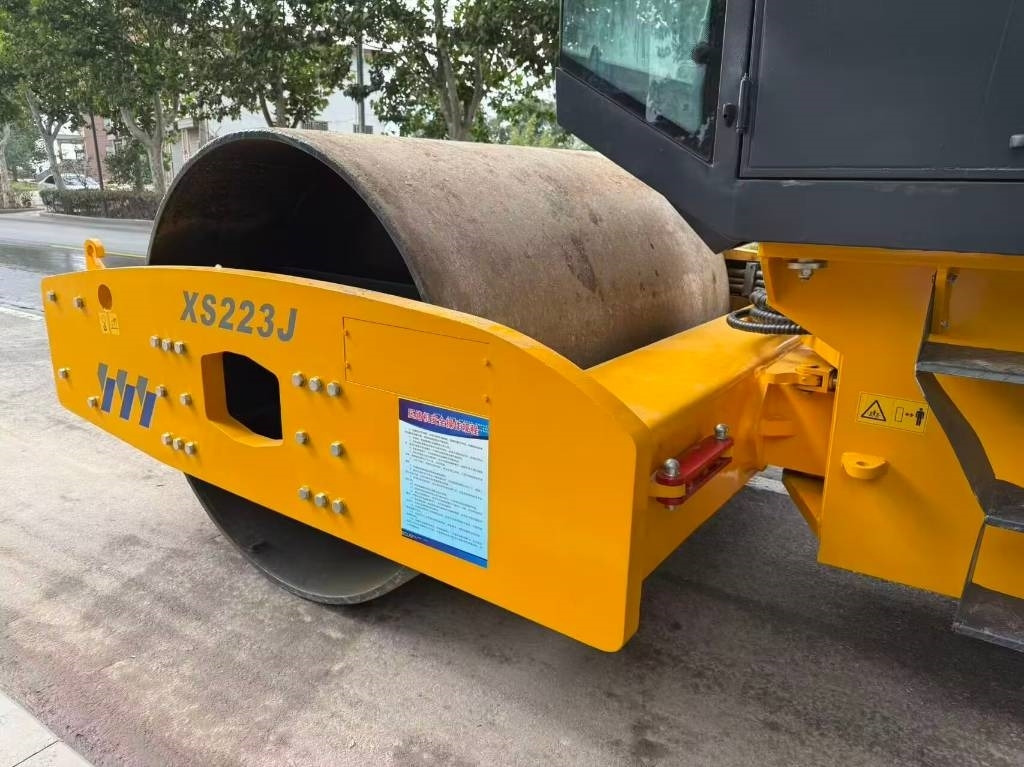 XCMG XS 223 J - Schapenpootwals/ Grondverdichter: afbeelding 3 XCMG XS 223 J - Schapenpootwals/ Grondverdichter: afbeelding 3