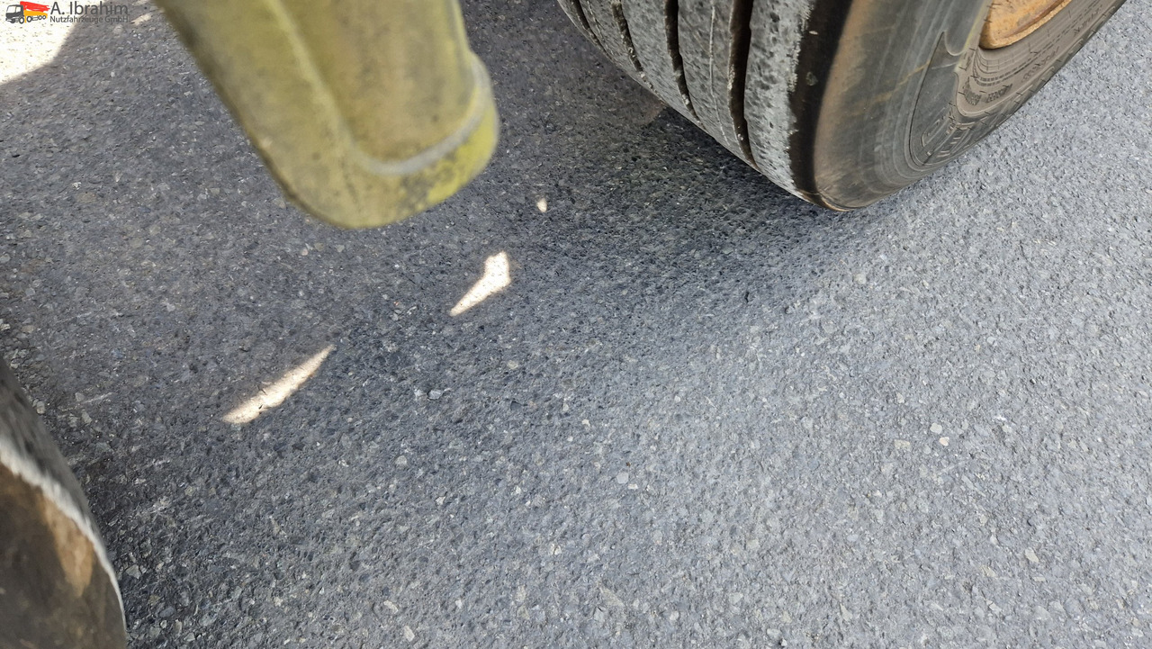 Krone SD Containerchassis 2x 20, 30, 40 ft deutscher Auflieger, ausziehbar - Containertransporter/ Wissellaadbak oplegger: afbeelding 4 Krone SD Containerchassis 2x 20, 30, 40 ft deutscher Auflieger, ausziehbar - Containertransporter/ Wissellaadbak oplegger: afbeelding 4