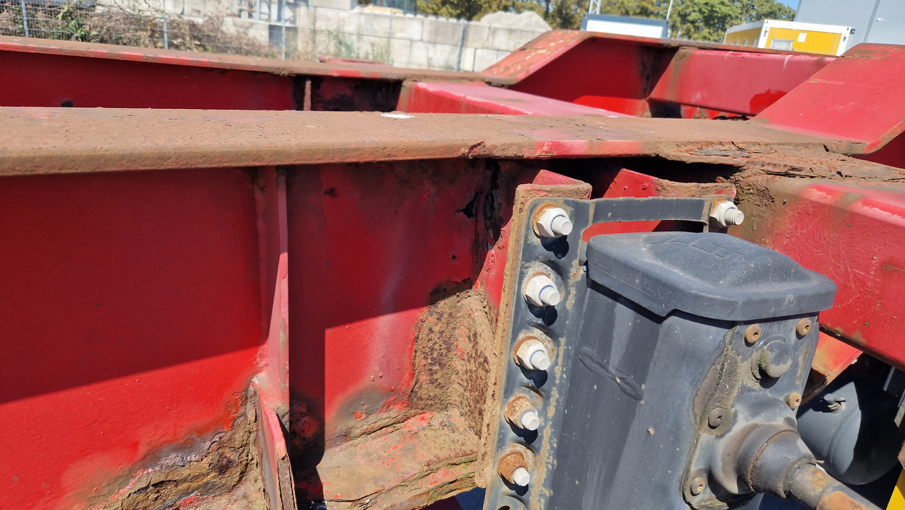 MAFA 20.30.40. ft Containerchassis - Containertransporter/ Wissellaadbak oplegger: afbeelding 3 MAFA 20.30.40. ft Containerchassis - Containertransporter/ Wissellaadbak oplegger: afbeelding 3