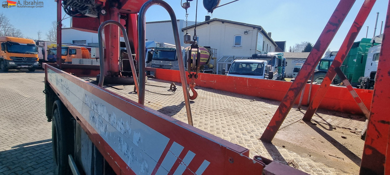 Mercedes-Benz 1722 Dachdeckerkran Cormach 30000 TECH, - Kraanwagen, Vrachtwagen met open laadbak: afbeelding 2 Mercedes-Benz 1722 Dachdeckerkran Cormach 30000 TECH, - Kraanwagen, Vrachtwagen met open laadbak: afbeelding 2