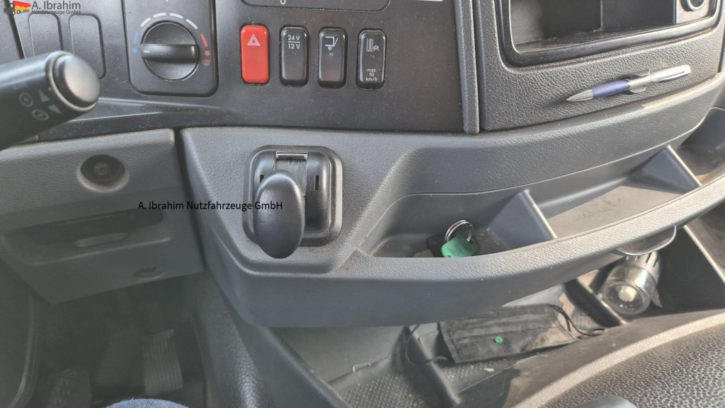 Mercedes-Benz 1823 Frigoblock, 2 Kammer, LBW - Koelwagen vrachtwagen: afbeelding 3 Mercedes-Benz 1823 Frigoblock, 2 Kammer, LBW - Koelwagen vrachtwagen: afbeelding 3