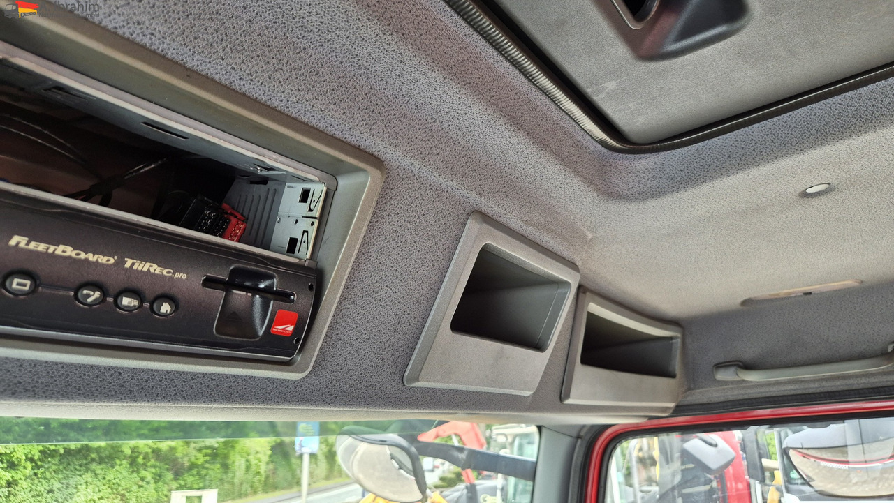 Mercedes-Benz 1829L mit Kran HIAB 111 Hiduo , Funk FB - Vrachtwagen met open laadbak, Kraanwagen: afbeelding 2 Mercedes-Benz 1829L mit Kran HIAB 111 Hiduo , Funk FB - Vrachtwagen met open laadbak, Kraanwagen: afbeelding 2