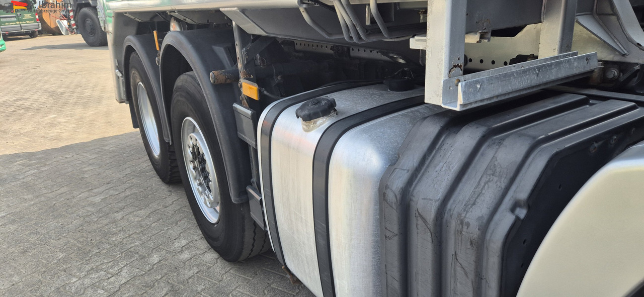 Mercedes-Benz 2546 L Meiller Absetzkipper 6x2, Vorlauf-Lenkachse, mp3 - Portaalarmsysteem vrachtwagen: afbeelding 5 Mercedes-Benz 2546 L Meiller Absetzkipper 6x2, Vorlauf-Lenkachse, mp3 - Portaalarmsysteem vrachtwagen: afbeelding 5