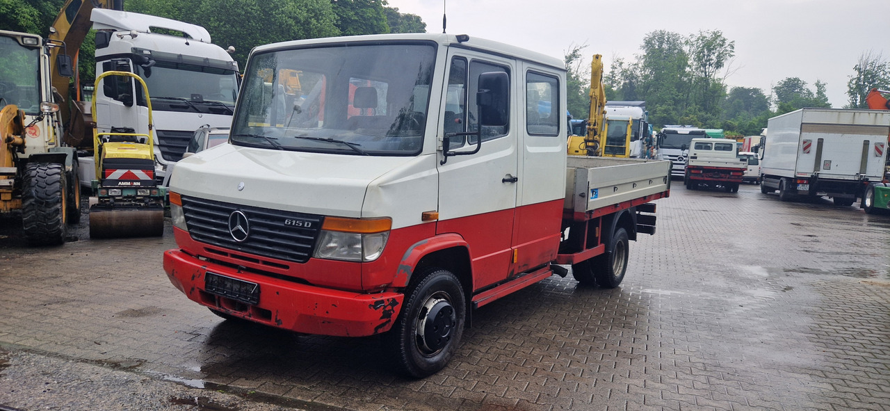 Mercedes-Benz 615D Doka Pritsche, Zustand gut - Bestelwagen met open laadbak, Bestelwagen met dubbele cabine: afbeelding 1 Mercedes-Benz 615D Doka Pritsche, Zustand gut - Bestelwagen met open laadbak, Bestelwagen met dubbele cabine: afbeelding 1
