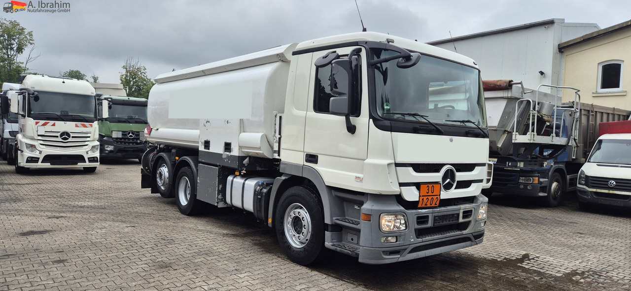 Leasing Mercedes-Benz Actros 2536 L 3 Kammern, 19500 L, mp3, Oben Unten Befüllung Mercedes-Benz Actros 2536 L 3 Kammern, 19500 L, mp3, Oben Unten Befüllung: afbeelding 9