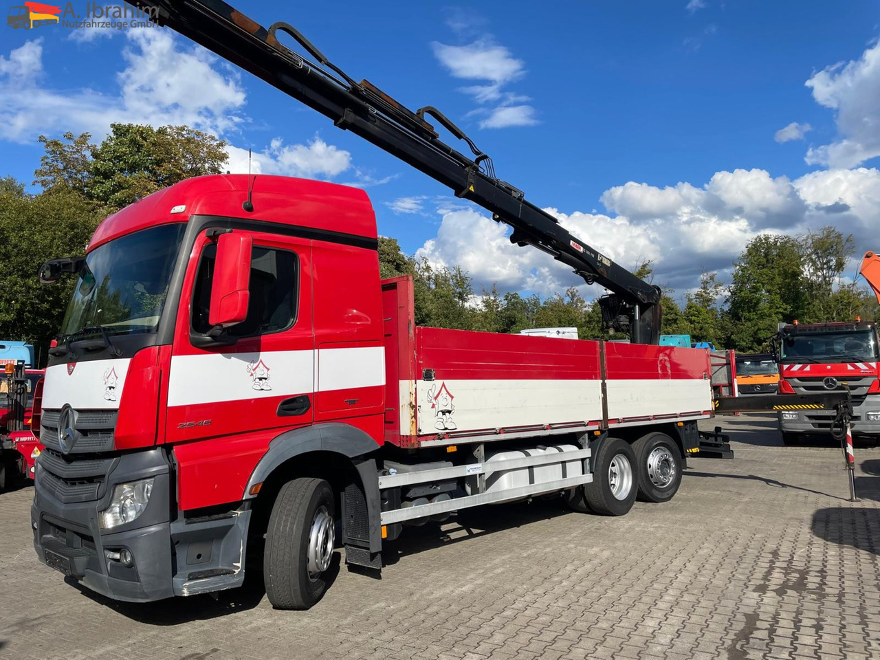 Mercedes-Benz Actros 2545 6x2 Pritsche Kran HIAB 166 - Vrachtwagen met open laadbak, Kraanwagen: afbeelding 1 Mercedes-Benz Actros 2545 6x2 Pritsche Kran HIAB 166 - Vrachtwagen met open laadbak, Kraanwagen: afbeelding 1