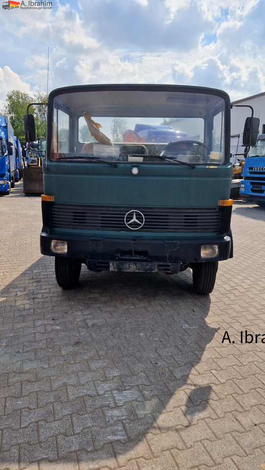 Mercedes-Benz DB 813 Pritsche Kran H- Kennzeichen,Oldtimer ein Stück Geschichte - Bestelwagen met open laadbak: afbeelding 5 Mercedes-Benz DB 813 Pritsche Kran H- Kennzeichen,Oldtimer ein Stück Geschichte - Bestelwagen met open laadbak: afbeelding 5