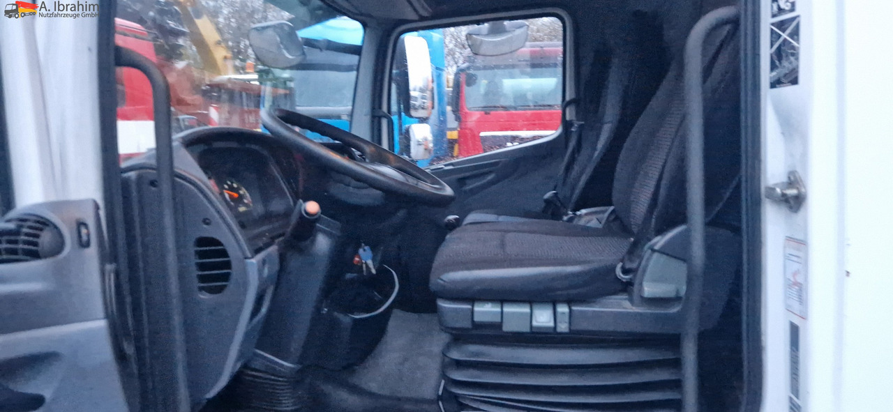 Mercedes-Benz DB 816, LBW deutsches Fahrzeug, 1. Hand - Bestelwagen gesloten laadbak: afbeelding 4 Mercedes-Benz DB 816, LBW deutsches Fahrzeug, 1. Hand - Bestelwagen gesloten laadbak: afbeelding 4