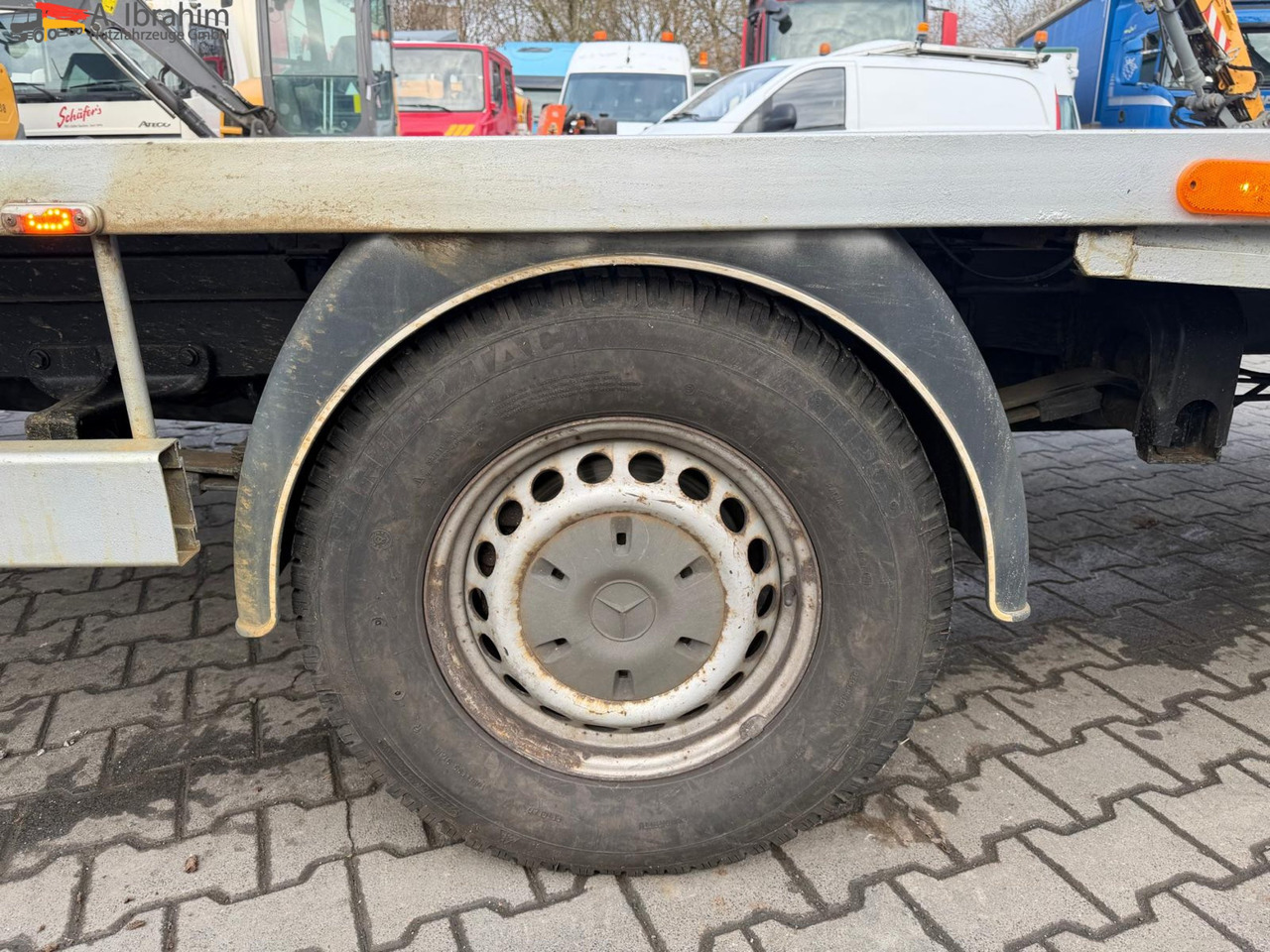 Mercedes-Benz Sprinter 311 CDI 3 Pedals | 6 Gänge | deutsches Fahrzeug - Bergingsvoertuig: afbeelding 5 Mercedes-Benz Sprinter 311 CDI 3 Pedals | 6 Gänge | deutsches Fahrzeug - Bergingsvoertuig: afbeelding 5