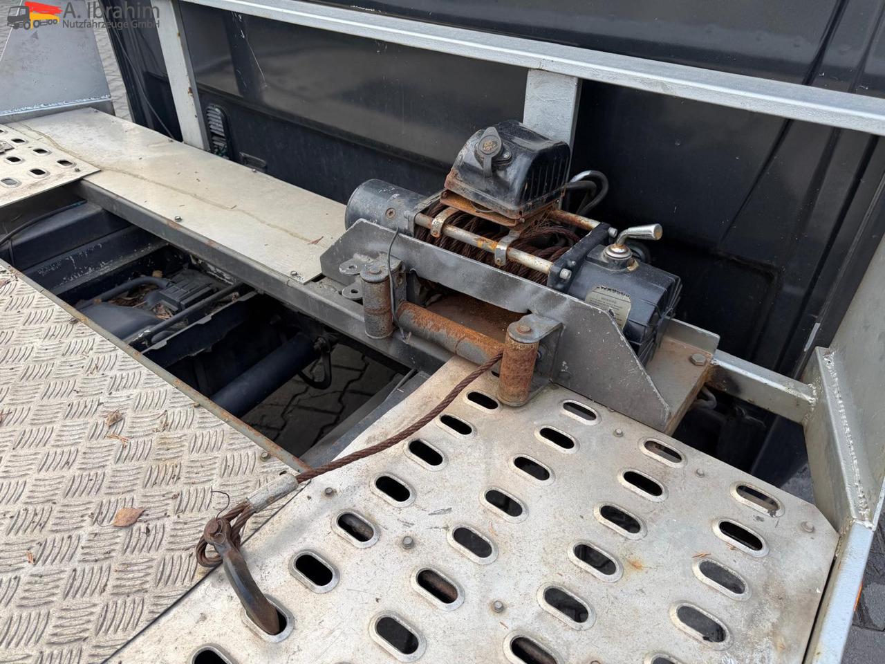 Mercedes-Benz Sprinter 311 CDI 3 Pedals | 6 Gänge | deutsches Fahrzeug - Bergingsvoertuig: afbeelding 3 Mercedes-Benz Sprinter 311 CDI 3 Pedals | 6 Gänge | deutsches Fahrzeug - Bergingsvoertuig: afbeelding 3