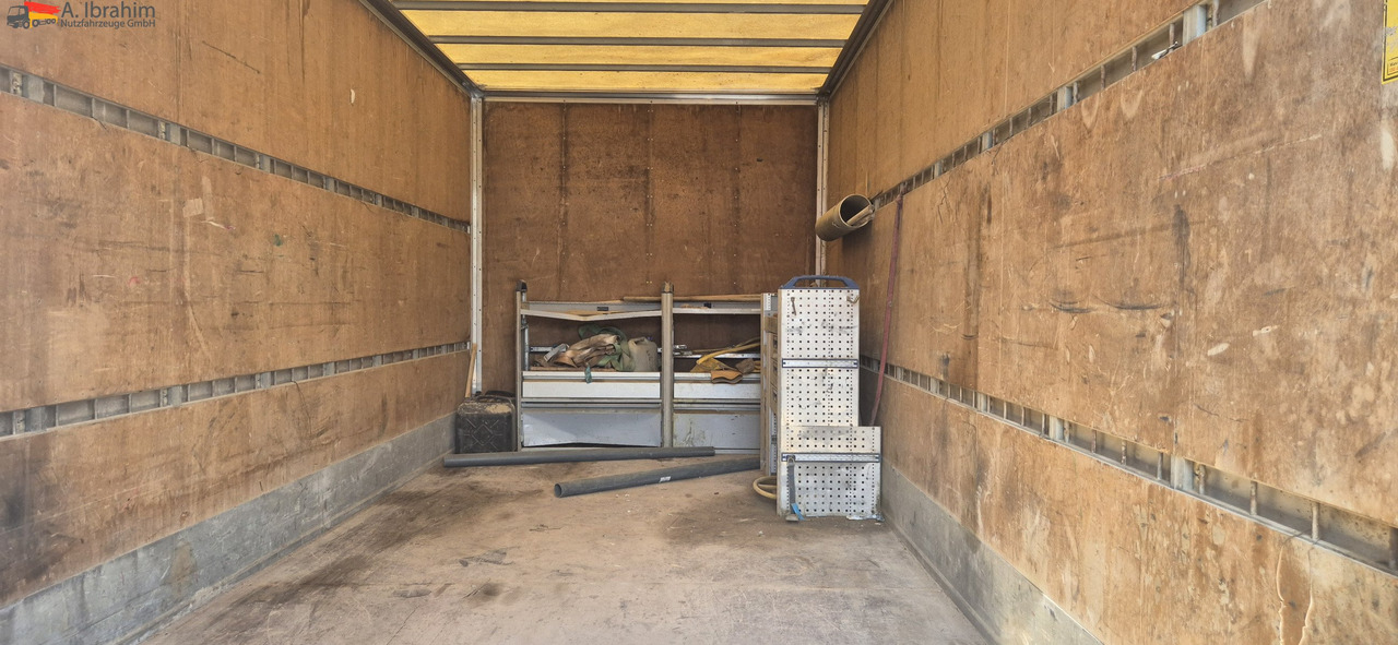Renault Midlum 180 DCI Werkstattkoffer mit Treppe - Bestelwagen gesloten laadbak: afbeelding 5 Renault Midlum 180 DCI Werkstattkoffer mit Treppe - Bestelwagen gesloten laadbak: afbeelding 5