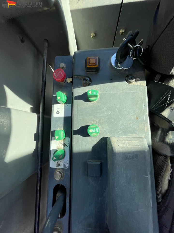 Takeuchi TB 1140 14 Ton | Schnellwechsler | Schwenkfunktion | Klima | 5x Löffel | Radio - Rupsgraafmachine: afbeelding 3 Takeuchi TB 1140 14 Ton | Schnellwechsler | Schwenkfunktion | Klima | 5x Löffel | Radio - Rupsgraafmachine: afbeelding 3