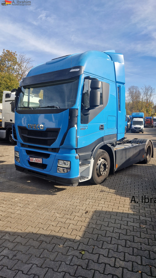 Iveco Stralis 460 Vollspoiler 3x vorhanden - Trekker: afbeelding 1 Iveco Stralis 460 Vollspoiler 3x vorhanden - Trekker: afbeelding 1