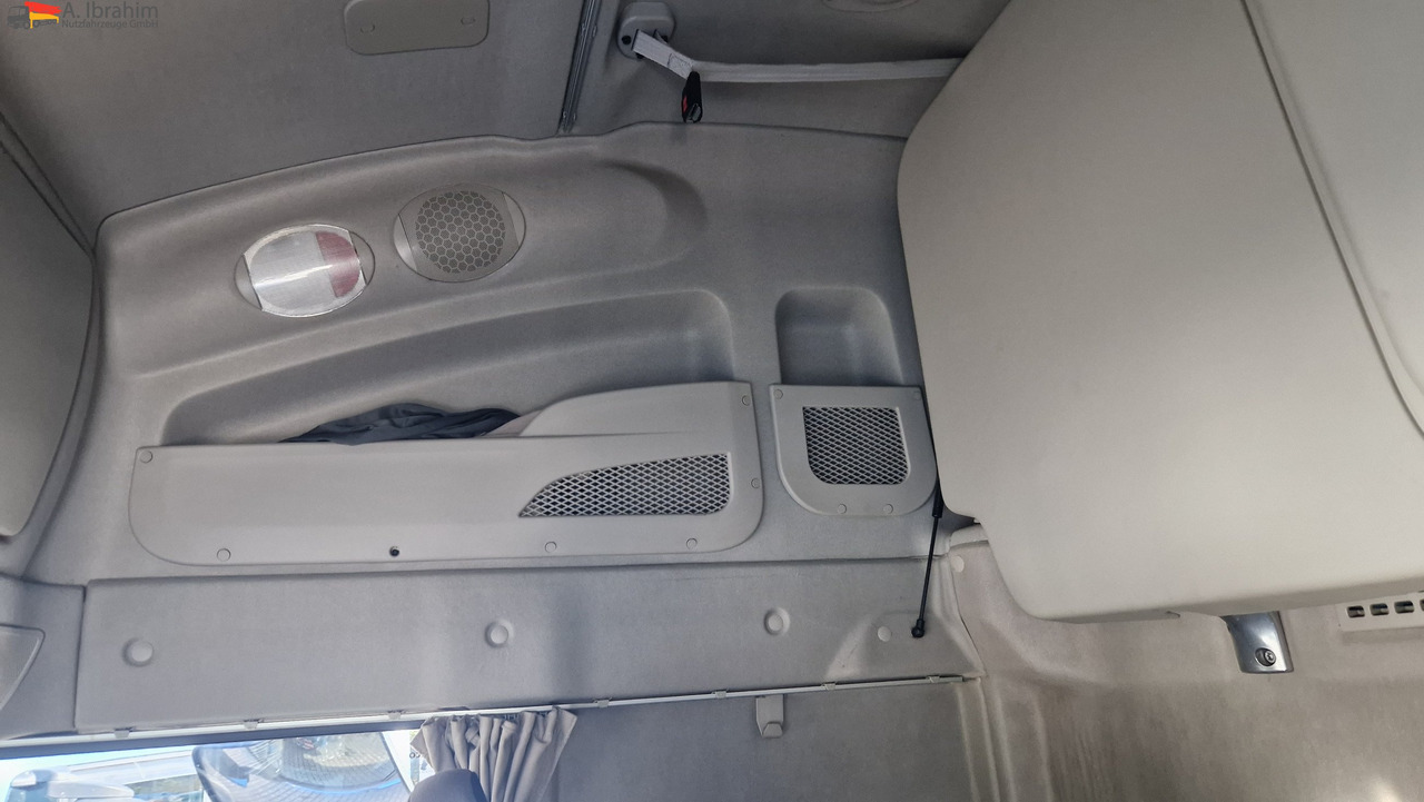 Iveco Stralis 460 Vollspoiler 3x vorhanden - Trekker: afbeelding 3 Iveco Stralis 460 Vollspoiler 3x vorhanden - Trekker: afbeelding 3