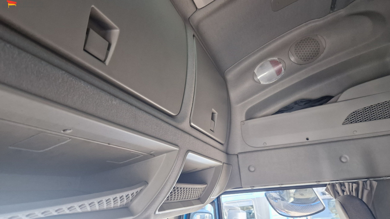 Iveco Stralis 460 Vollspoiler 3x vorhanden - Trekker: afbeelding 2 Iveco Stralis 460 Vollspoiler 3x vorhanden - Trekker: afbeelding 2