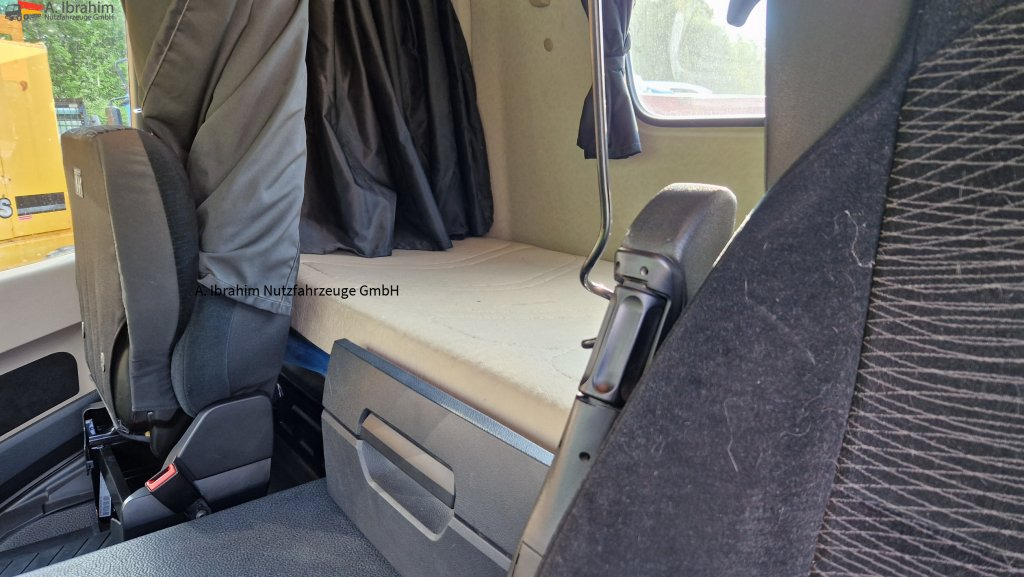 Mercedes-Benz 1840 Actros, 3x vorhanden, identisch - Trekker: afbeelding 5 Mercedes-Benz 1840 Actros, 3x vorhanden, identisch - Trekker: afbeelding 5