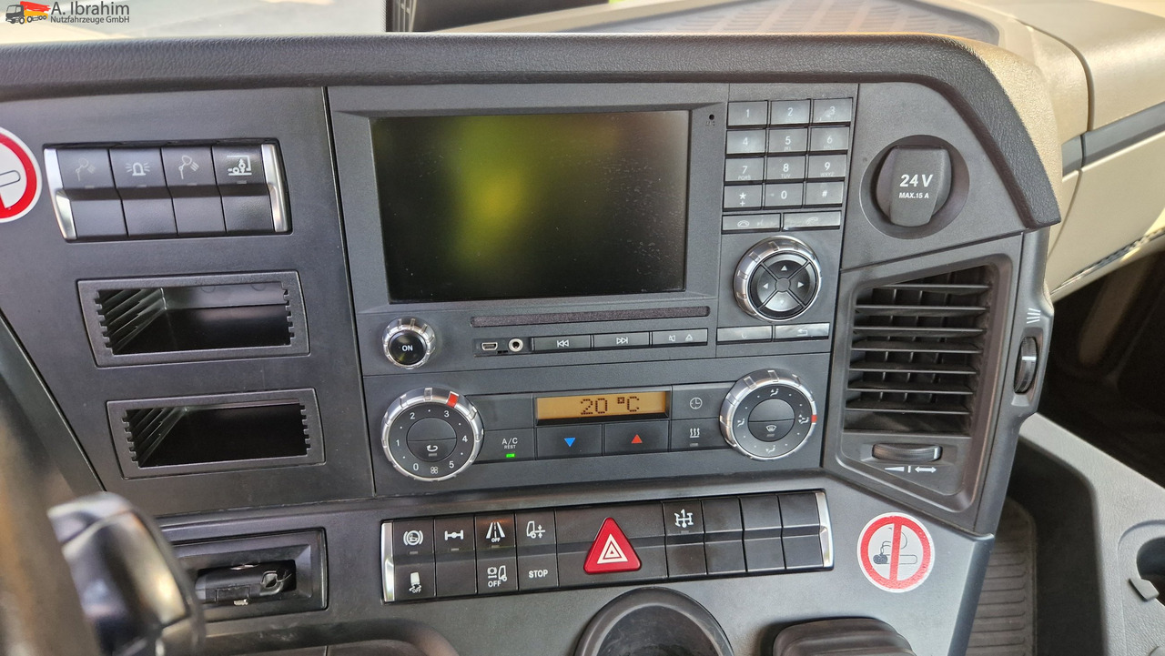 Mercedes-Benz 1840 Actros, 3x vorhanden, identisch - Trekker: afbeelding 2 Mercedes-Benz 1840 Actros, 3x vorhanden, identisch - Trekker: afbeelding 2