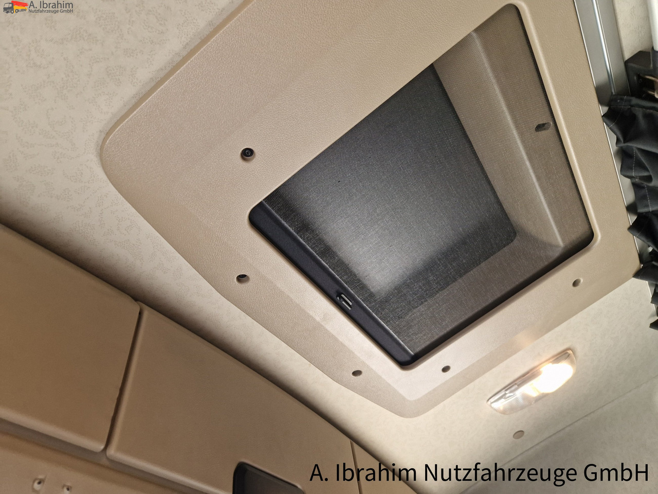 Mercedes-Benz 1843 Klima, Retarder Kipphydraulik - Trekker: afbeelding 4 Mercedes-Benz 1843 Klima, Retarder Kipphydraulik - Trekker: afbeelding 4