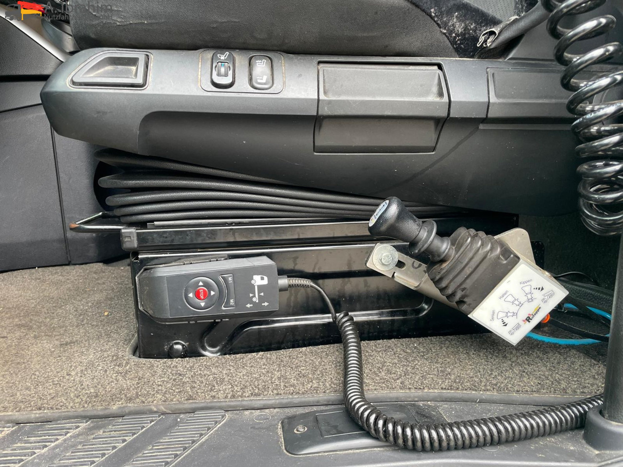 Mercedes-Benz Actros 1845 Kipphydraulik | Retarder | BigSpace | Kühlschrank | Klima - Trekker: afbeelding 5 Mercedes-Benz Actros 1845 Kipphydraulik | Retarder | BigSpace | Kühlschrank | Klima - Trekker: afbeelding 5