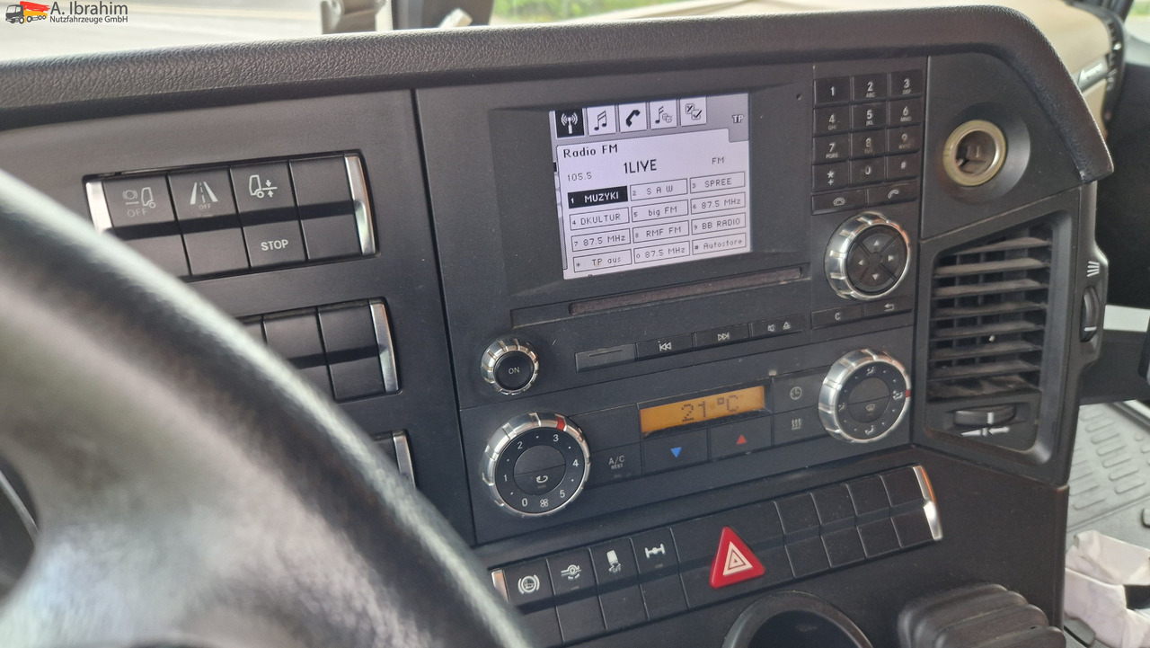 Mercedes-Benz DB 1842, Kipphydraulik - Trekker: afbeelding 5 Mercedes-Benz DB 1842, Kipphydraulik - Trekker: afbeelding 5