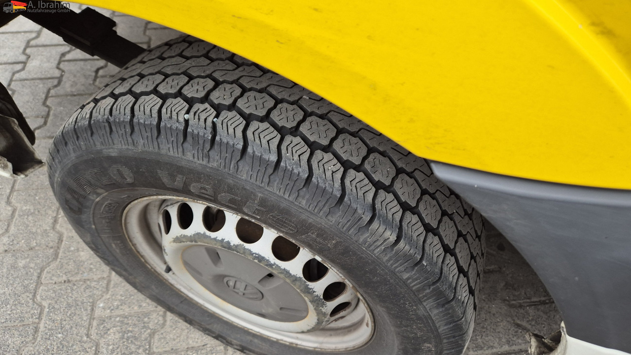 VW Crafter 2.5 Diesel Zustand gut - Gesloten bestelwagen: afbeelding 5 VW Crafter 2.5 Diesel Zustand gut - Gesloten bestelwagen: afbeelding 5