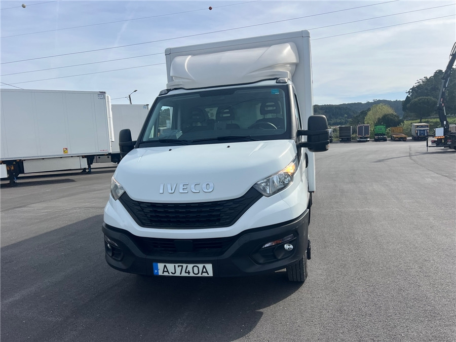 Iveco 35C16 - Bestelwagen gesloten laadbak: afbeelding 2 Iveco 35C16 - Bestelwagen gesloten laadbak: afbeelding 2
