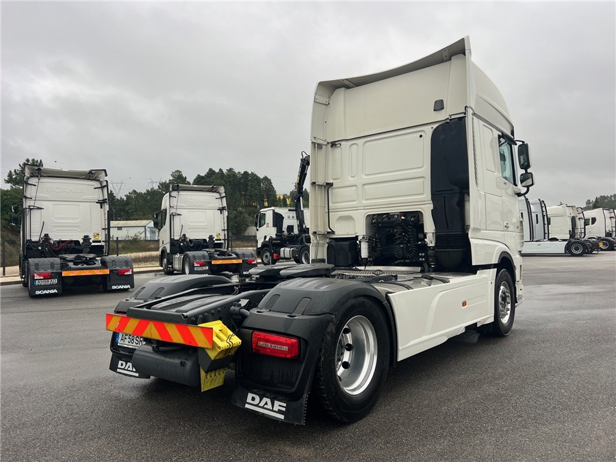 DAF XF 530 Retarder / Airparkoll - Trekker: afbeelding 4 DAF XF 530 Retarder / Airparkoll - Trekker: afbeelding 4