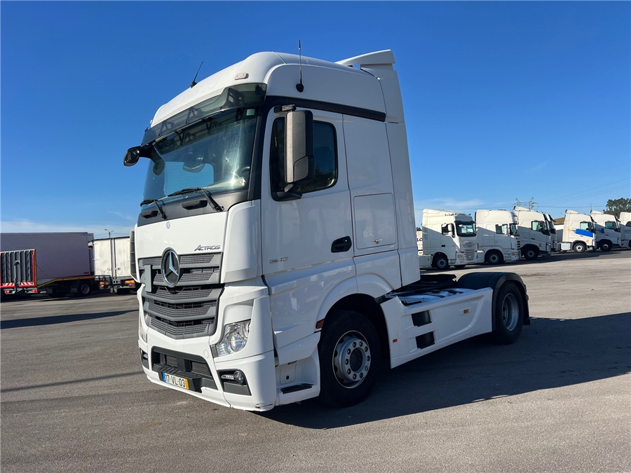 MERCEDES-BENZ 1845 / RETARDER - Trekker: afbeelding 3 MERCEDES-BENZ 1845 / RETARDER - Trekker: afbeelding 3