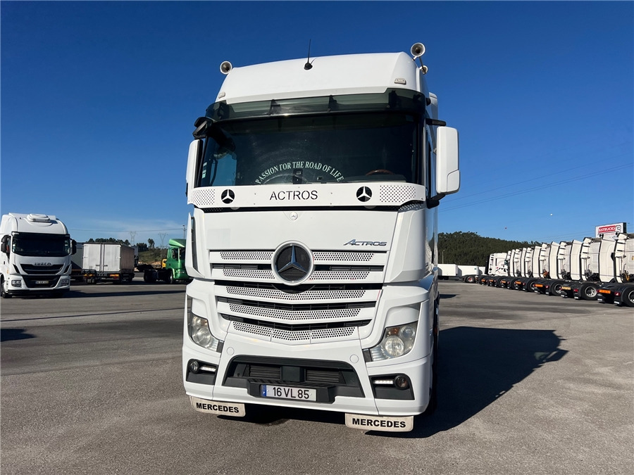 MERCEDES-BENZ 1863 AMG / RETARDER - Trekker: afbeelding 2 MERCEDES-BENZ 1863 AMG / RETARDER - Trekker: afbeelding 2