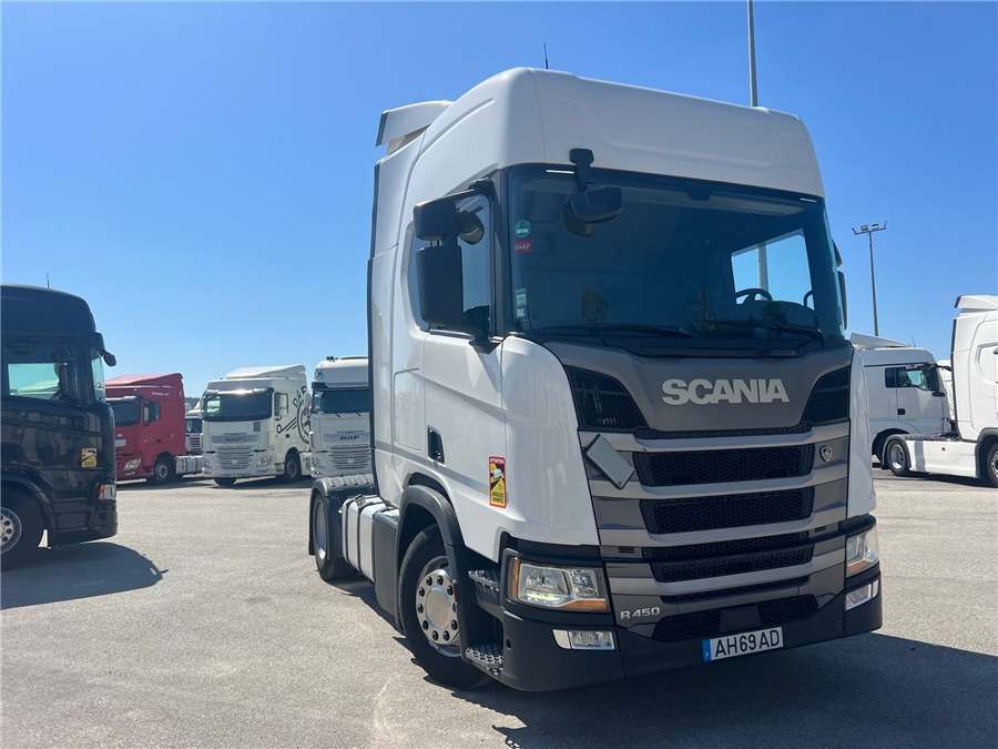 Scania R450 / RETARDER - Trekker: afbeelding 1 Scania R450 / RETARDER - Trekker: afbeelding 1