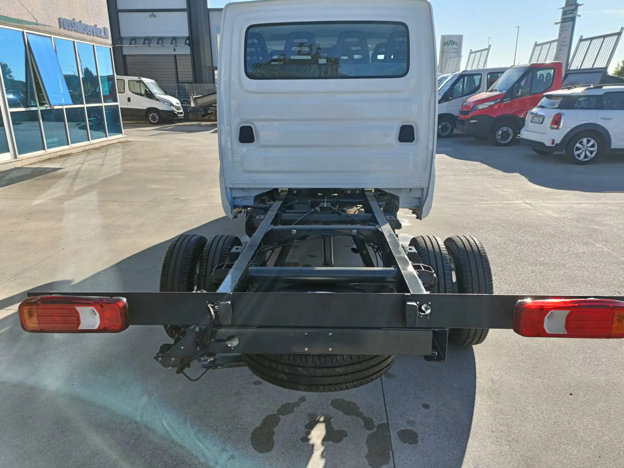 IVECO DAILY 35C16 DOPPIA CABINA 7 POSTI - Bedrijfswagen: afbeelding 3 IVECO DAILY 35C16 DOPPIA CABINA 7 POSTI - Bedrijfswagen: afbeelding 3