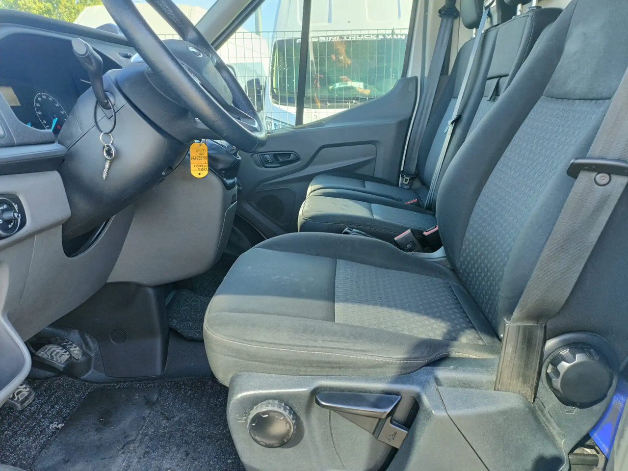 Gesloten bestelwagen FORD TRANSIT FURGONE STANDARD: afbeelding 9 Gesloten bestelwagen FORD TRANSIT FURGONE STANDARD: afbeelding 9