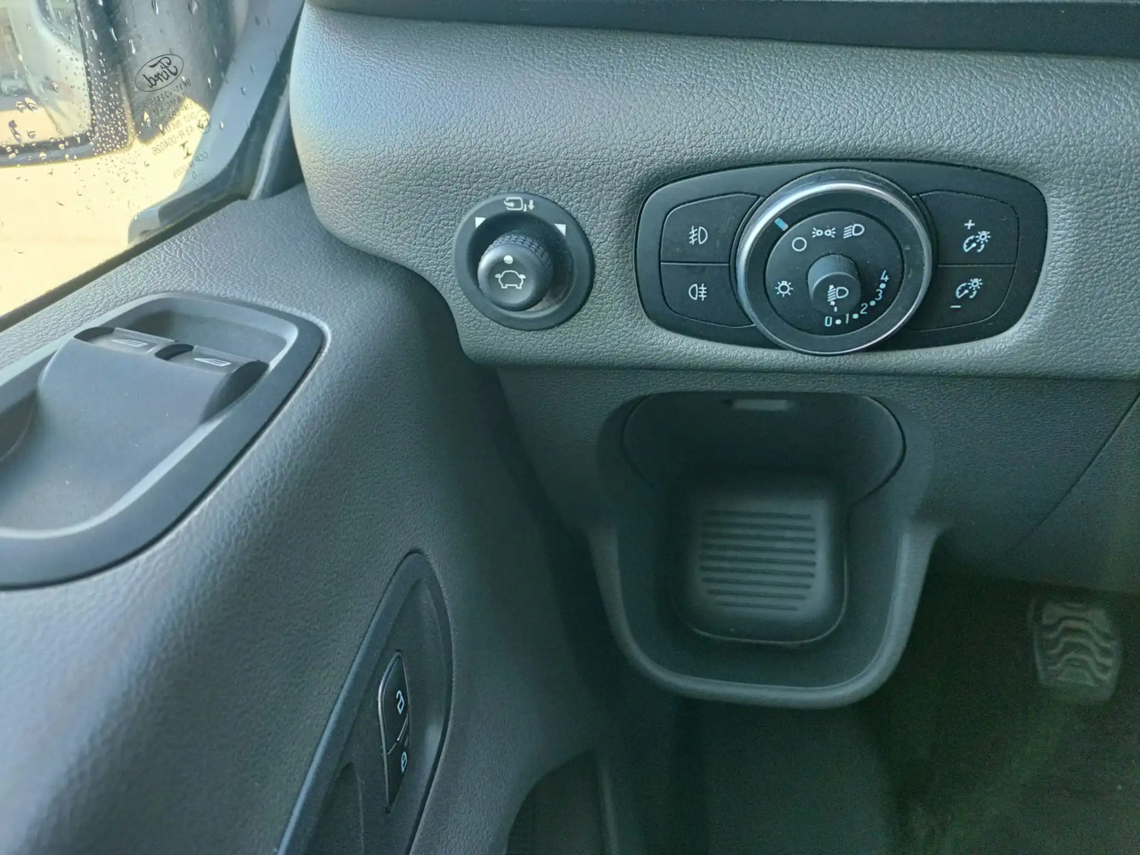 Gesloten bestelwagen FORD TRANSIT FURGONE STANDARD: afbeelding 13 Gesloten bestelwagen FORD TRANSIT FURGONE STANDARD: afbeelding 13