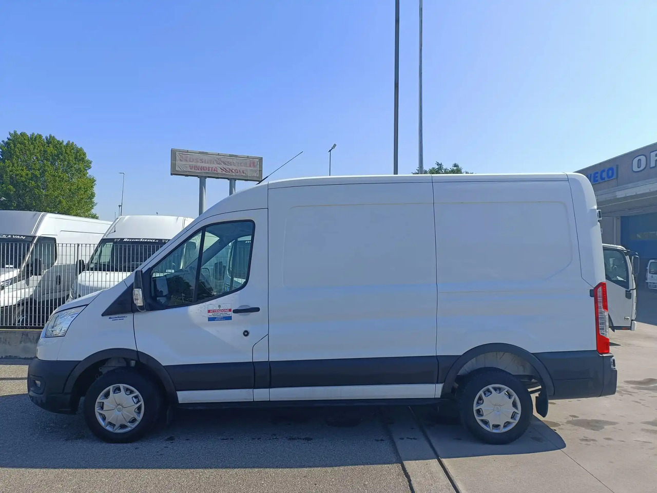 FORD TRANSIT FURGONE STANDARD - Gesloten bestelwagen: afbeelding 4 FORD TRANSIT FURGONE STANDARD - Gesloten bestelwagen: afbeelding 4