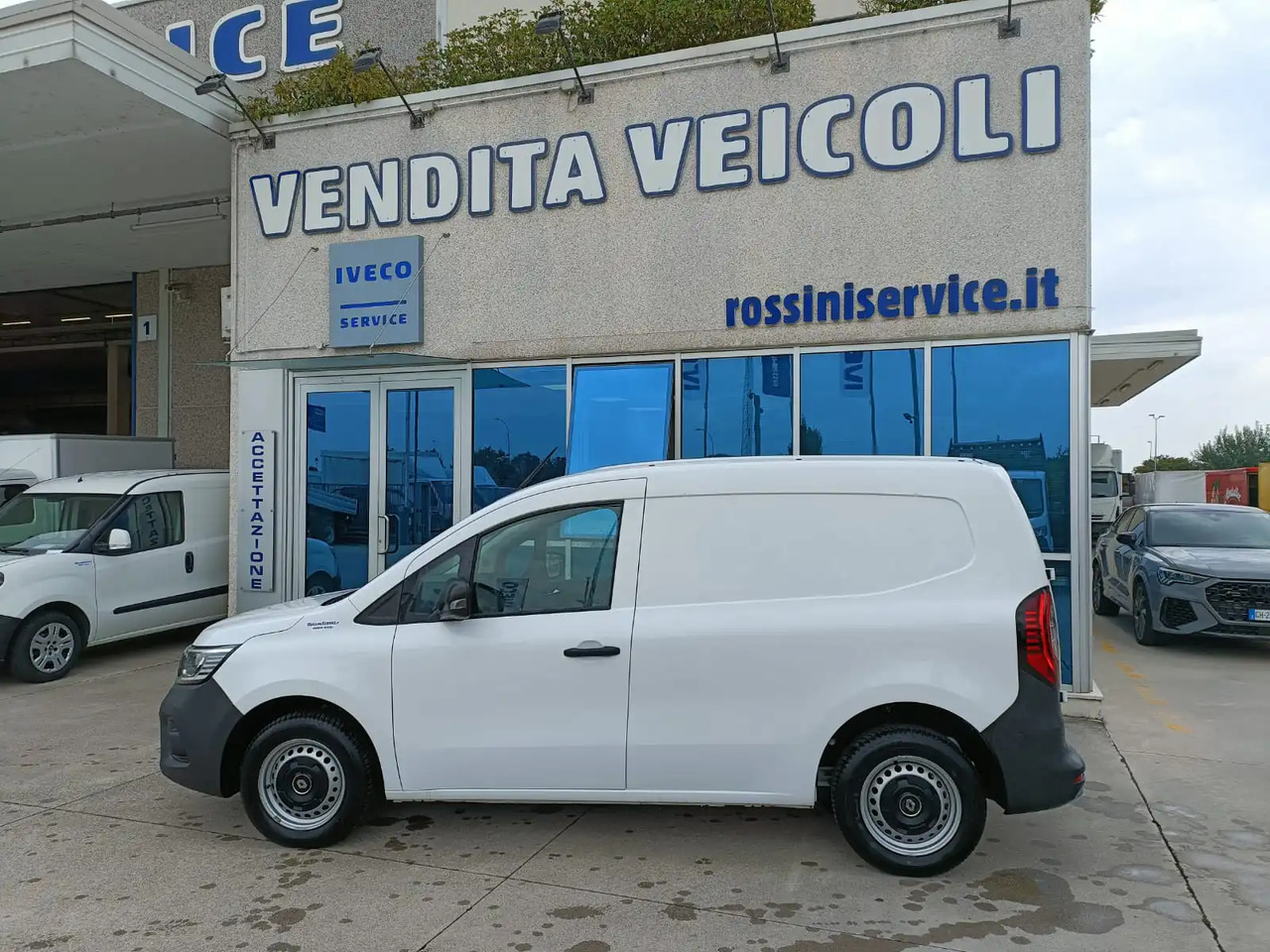 RENAULT KANGOO EV45 – 100% ELETTRICO - Gesloten bestelwagen, Elektrische bedrijfswagen: afbeelding 4 RENAULT KANGOO EV45 – 100% ELETTRICO - Gesloten bestelwagen, Elektrische bedrijfswagen: afbeelding 4