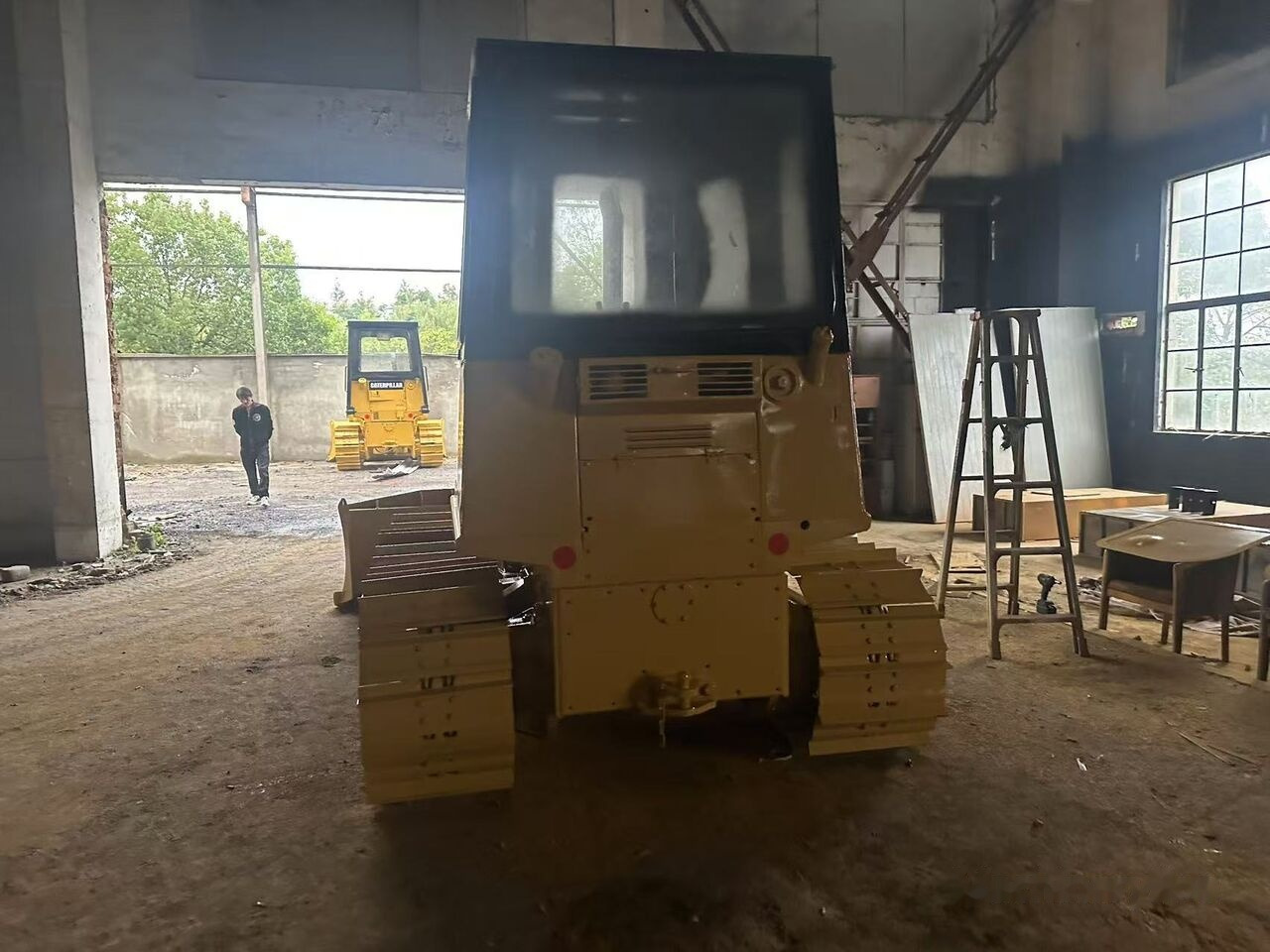 Caterpillar D4C - Bulldozer: afbeelding 2 Caterpillar D4C - Bulldozer: afbeelding 2
