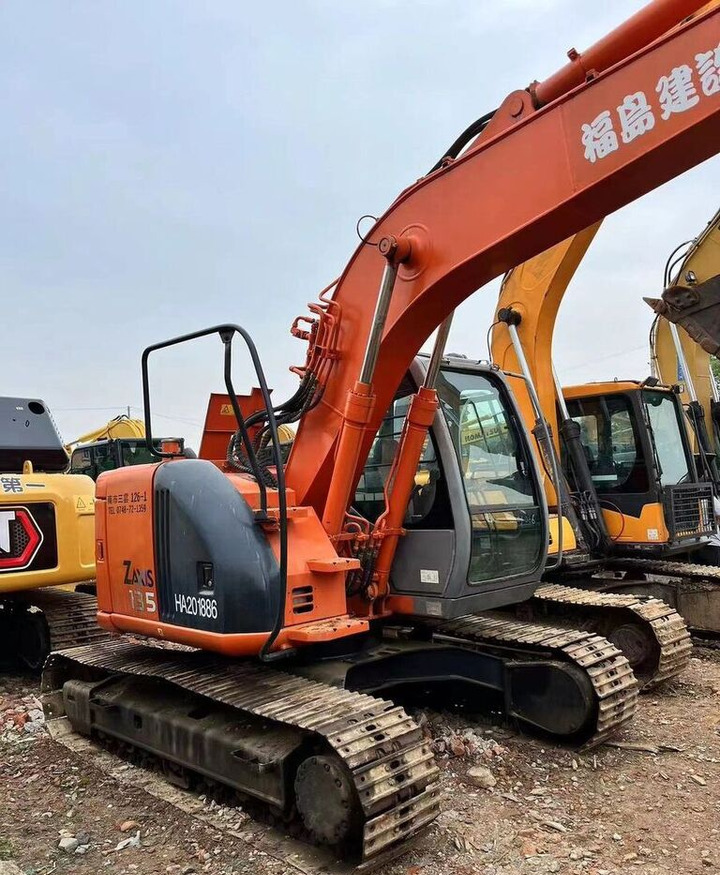 Hitachi ZX135 - Rupsgraafmachine: afbeelding 5 Hitachi ZX135 - Rupsgraafmachine: afbeelding 5