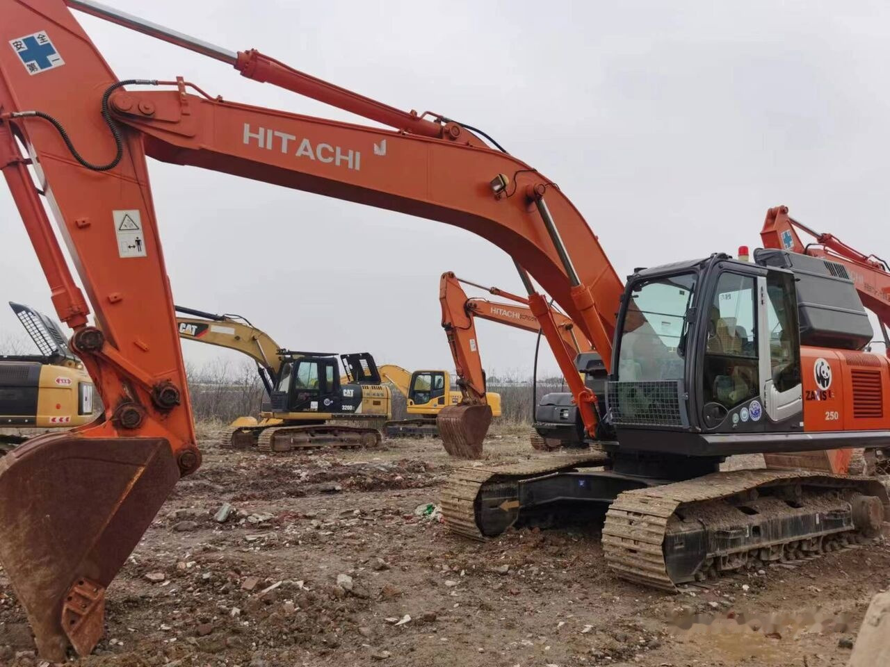 Hitachi ZX250 - Rupsgraafmachine: afbeelding 2 Hitachi ZX250 - Rupsgraafmachine: afbeelding 2